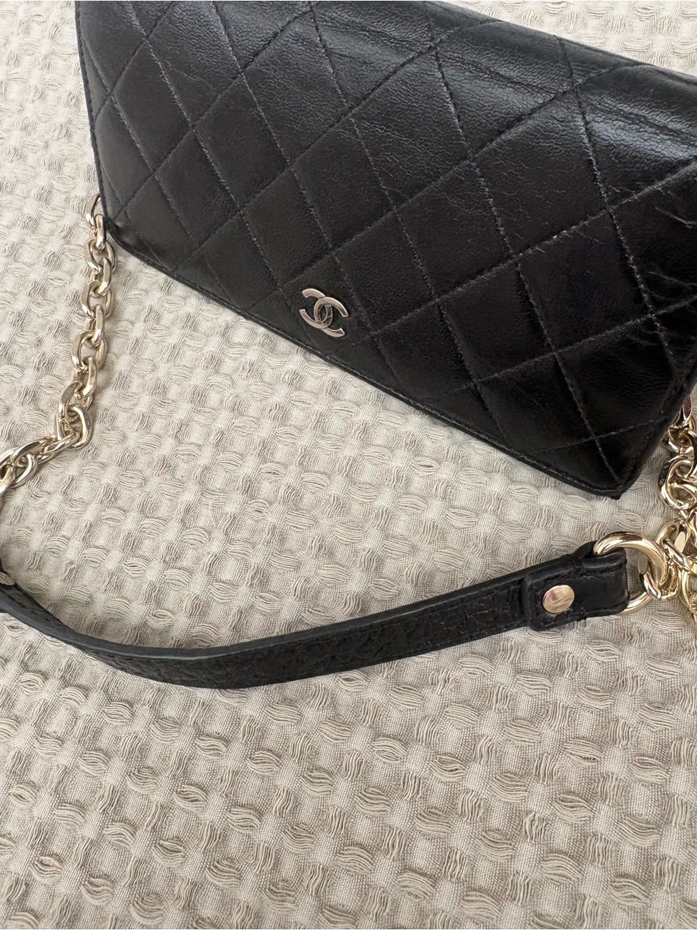 CHANEL Black Quilted Leather Wallet with Aftermarket Silver Chain